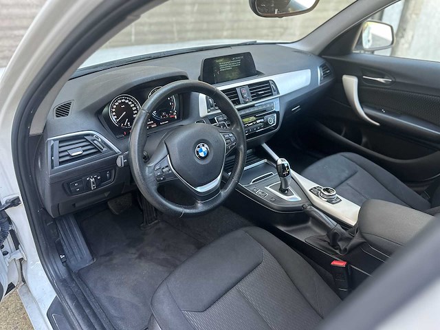 Bmw 118i corporate lease executive 1-serie 136pk 2017 (origineel-nl) automaat, pt-576-p - afbeelding 18 van  42