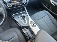 Bmw 118i corporate lease executive 1-serie 136pk 2017 (origineel-nl) automaat, pt-576-p - afbeelding 28 van  42