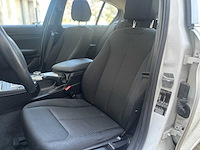Bmw 118i corporate lease executive 1-serie 136pk 2017 (origineel-nl) automaat, pt-576-p - afbeelding 33 van  42