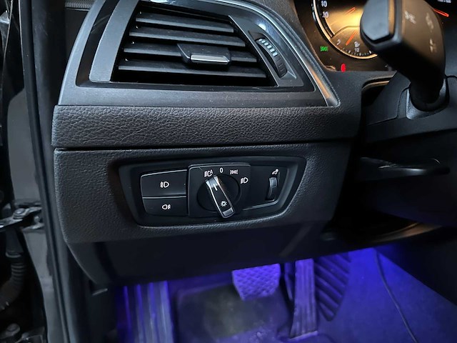 Bmw 118i corporate lease high executive 1-serie 136pk 2018 - afbeelding 13 van  42