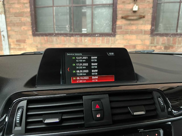 Bmw 118i corporate lease high executive 1-serie 136pk 2018 - afbeelding 22 van  42