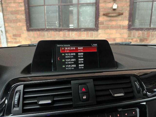 Bmw 118i corporate lease high executive 1-serie 136pk 2018 - afbeelding 24 van  42