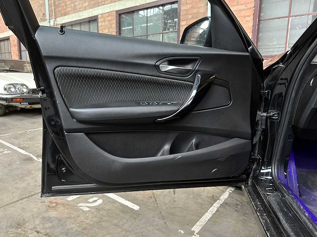 Bmw 118i corporate lease high executive 1-serie 136pk 2018 - afbeelding 26 van  42