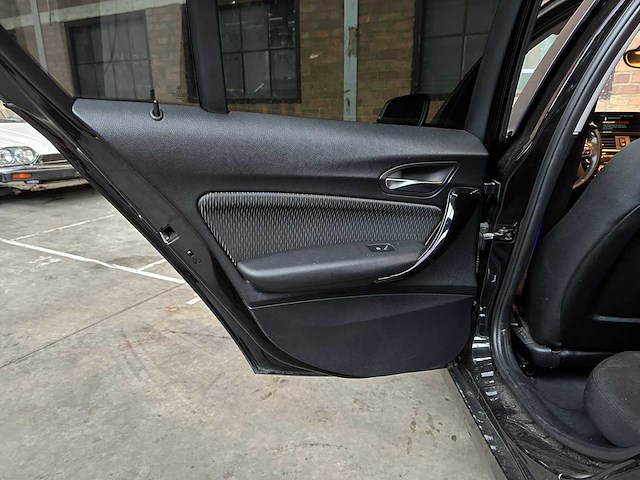 Bmw 118i corporate lease high executive 1-serie 136pk 2018 - afbeelding 27 van  42