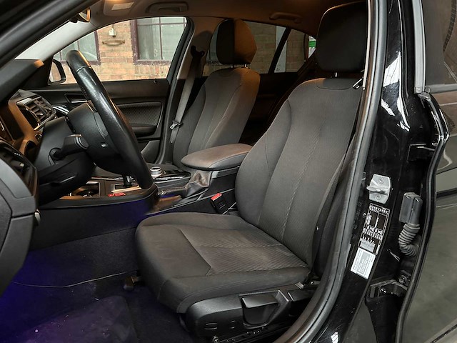 Bmw 118i corporate lease high executive 1-serie 136pk 2018 - afbeelding 32 van  42