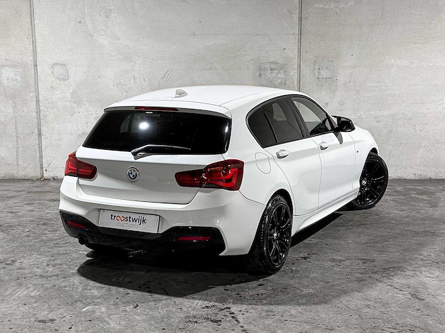 Bmw 118i edition m sport shadow high executive 1-serie 134pk 2019, p-613-rt - afbeelding 1 van  35