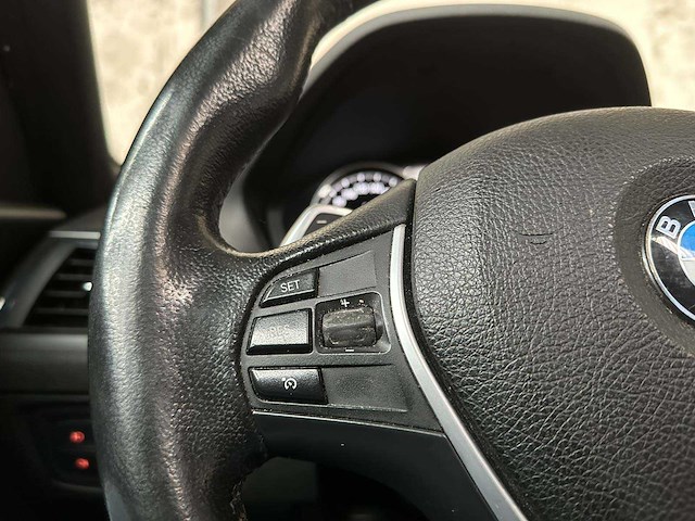 Bmw 118i executive 1-serie 136pk 2018, sr-255-z - afbeelding 20 van  39