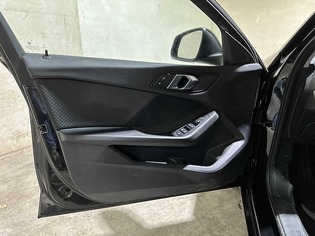 Bmw 118i executive edition m-sport 1-serie 140pk 2019 (origineel-nl), g-456-jx - afbeelding 17 van  27
