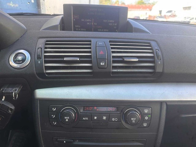 Bmw 118i hatchback, 73-rd-bv - afbeelding 12 van  12