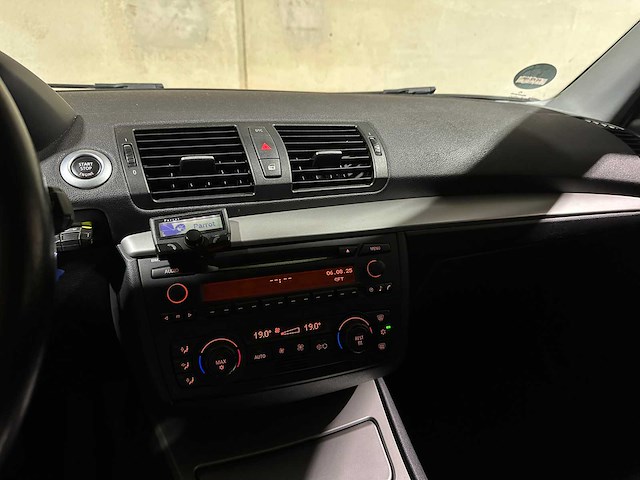 Bmw 118i high executive 129pk 2005 1-serie, 46-rk-rp - afbeelding 19 van  40