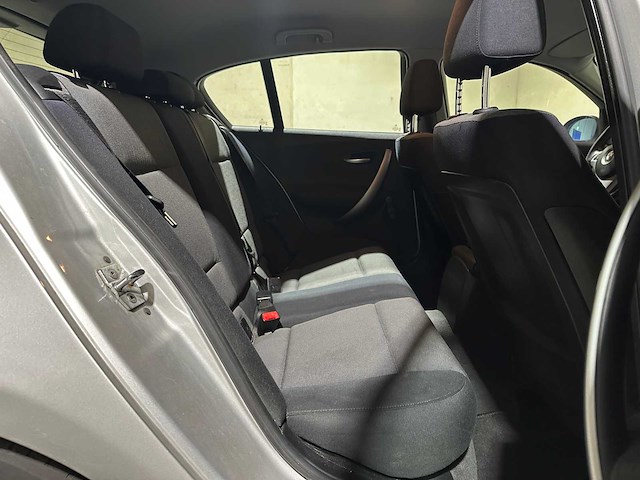 Bmw 118i high executive 129pk 2005 1-serie, 46-rk-rp - afbeelding 28 van  40