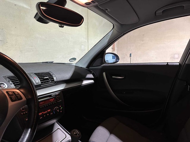Bmw 118i high executive 129pk 2005 1-serie, 46-rk-rp - afbeelding 10 van  40