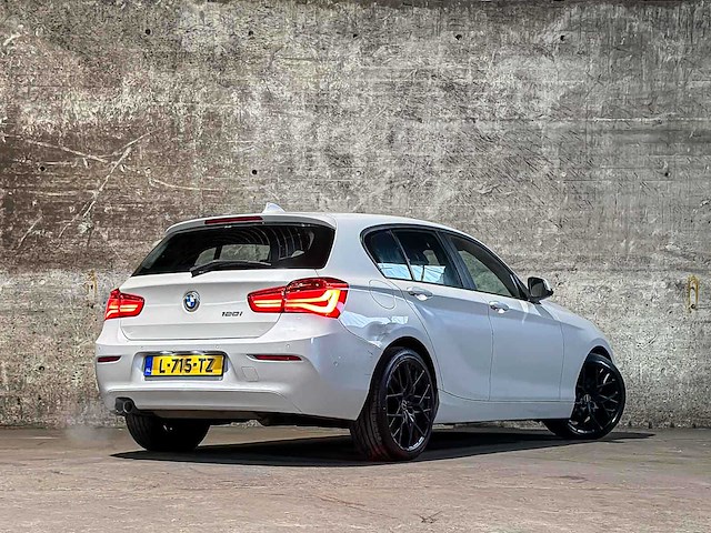 Bmw 120i edition m sport shadow high executive 1-serie 184pk 2018 (automaat), l-715-tz - afbeelding 10 van  38