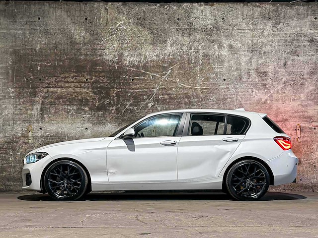 Bmw 120i edition m sport shadow high executive 1-serie 184pk 2018 (automaat), l-715-tz - afbeelding 16 van  38