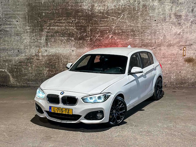 Bmw 120i edition m sport shadow high executive 1-serie 184pk 2018 (automaat), l-715-tz - afbeelding 23 van  38