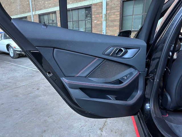 Bmw 128ti 2.0 1-serie 265pk 2024, hzh-68-d - afbeelding 26 van  42