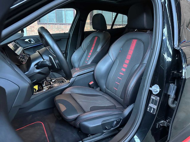 Bmw 128ti 2.0 1-serie 265pk 2024, hzh-68-d - afbeelding 32 van  42