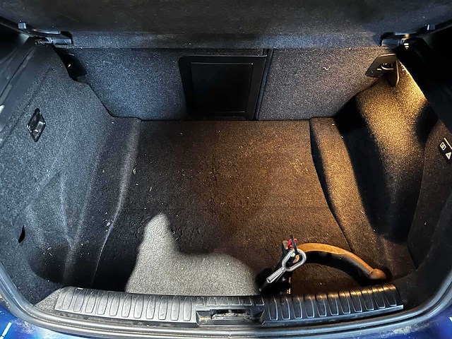 Bmw 130i introduction m-sport 3.0 6-cilinder in-lijn 265pk 2005 1-serie, 50-th-rd youngtimers - afbeelding 28 van  45