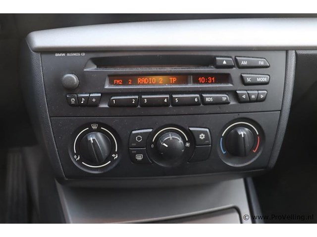 Bmw 1er reihe 118d | diesel| kenteken: 89-sb-kx - afbeelding 9 van  26