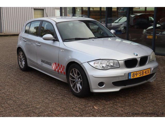 Bmw 1er reihe 118d | diesel| kenteken: 89-sb-kx - afbeelding 1 van  26