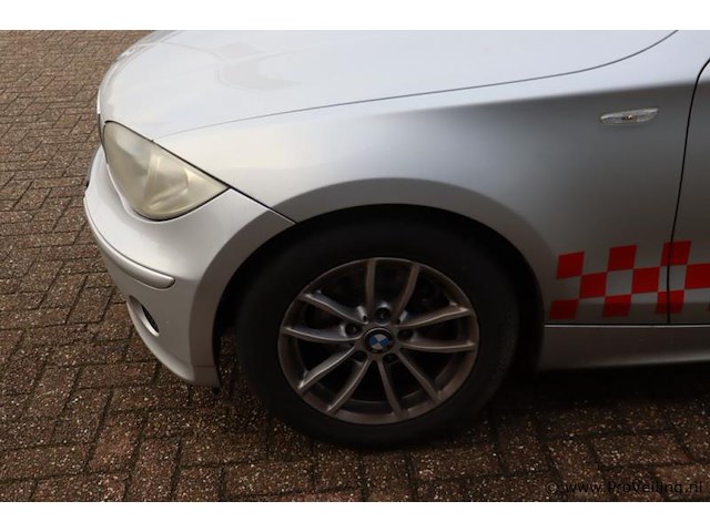 Bmw 1er reihe 118d | diesel| kenteken: 89-sb-kx - afbeelding 21 van  26