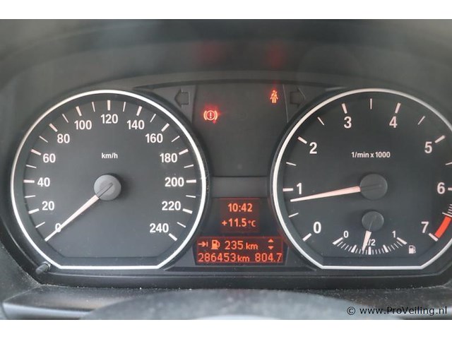 Bmw 1er reihe 118i | benzine | kenteken: 73-xl-zp - afbeelding 14 van  33