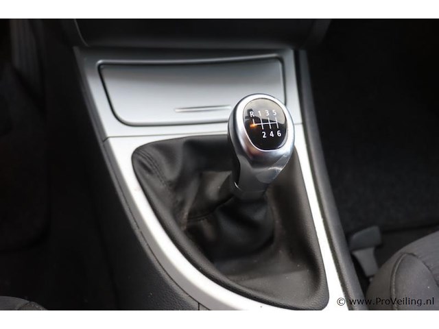 Bmw 1er reihe 118i | benzine | kenteken: 73-xl-zp - afbeelding 16 van  33