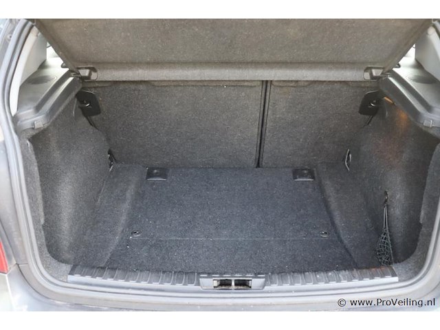 Bmw 1er reihe 118i | benzine | kenteken: 73-xl-zp - afbeelding 18 van  33