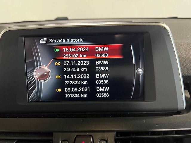 Bmw 2-serie active tourer 218d executive, 5-xjz-65 - afbeelding 12 van  24