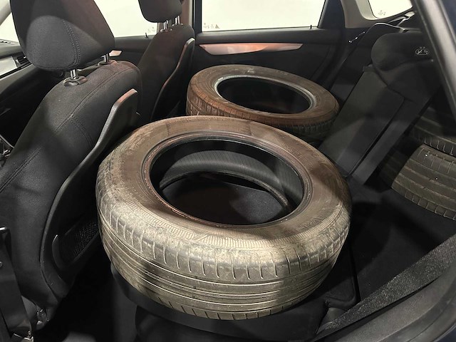 Bmw 2-serie active tourer 218d executive 9-xtv-35 - afbeelding 19 van  21