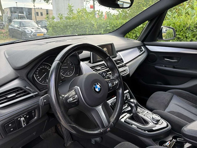 Bmw 2-serie active tourer 218i centennial executive | nd-742-v - afbeelding 6 van  30