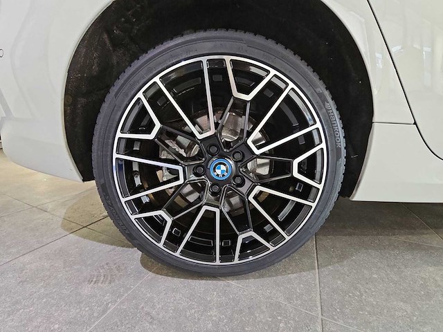 Bmw 2-serie active tourer 230e xdrive m-sport 2023 | s-980-rg i - afbeelding 24 van  30