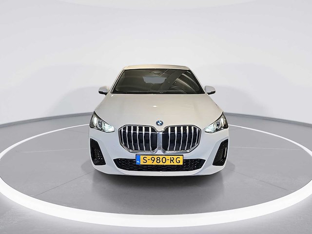 Bmw 2-serie active tourer 230e xdrive m-sport 2023 | s-980-rg i - afbeelding 28 van  30