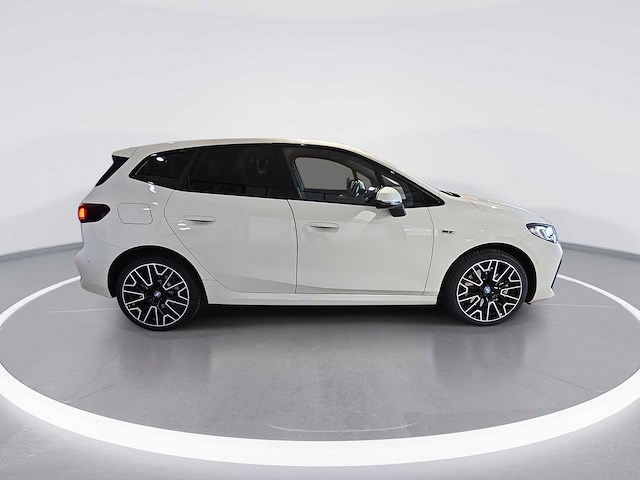 Bmw 2-serie active tourer 230e xdrive m-sport 2023 | s-980-rg i - afbeelding 9 van  30
