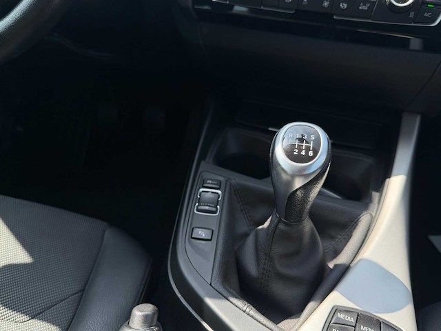 Bmw 2-serie cabrio 220i | z-490-hz i - afbeelding 4 van  24