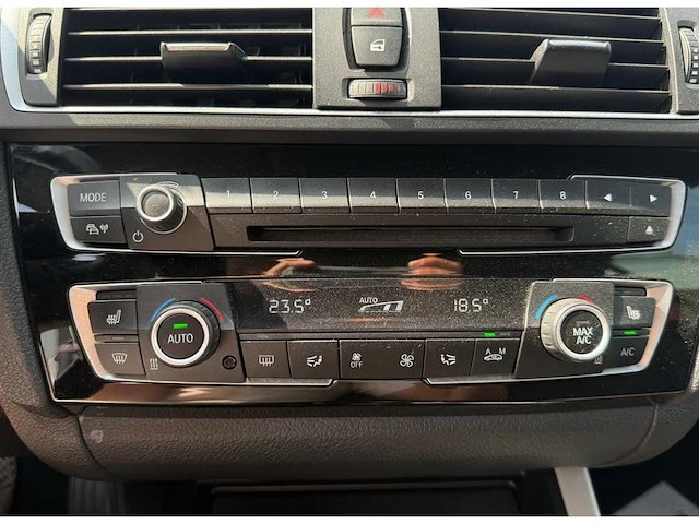 Bmw 2-serie cabrio 220i | z-490-hz i - afbeelding 17 van  24