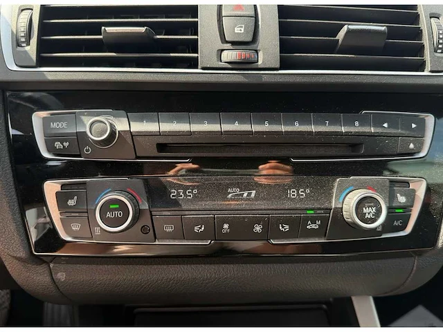 Bmw 2-serie cabrio 220i | z-490-hz i - afbeelding 17 van  24