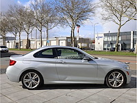 Bmw 2-serie coupé m235i centennial high executive 322pk automaat 2017, p-377-zn - afbeelding 31 van  34