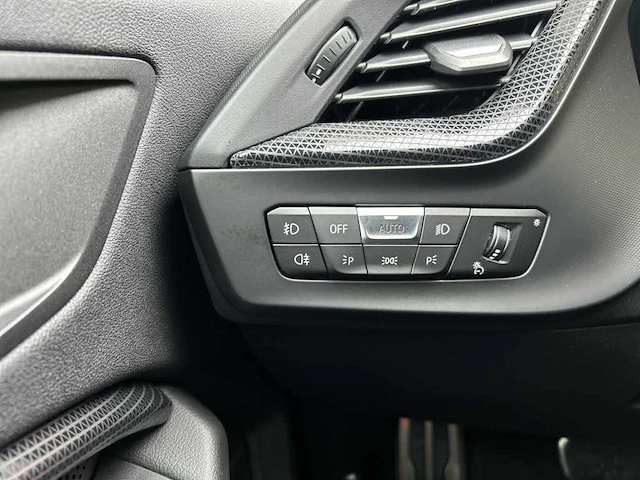 Bmw 2-serie gran coupé 218i high exe * , s-337-ll - afbeelding 3 van  21