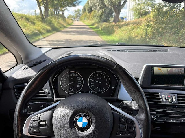 Bmw 2-serie gran tourer 218i essential 7p. &* jg-683-g - afbeelding 3 van  27