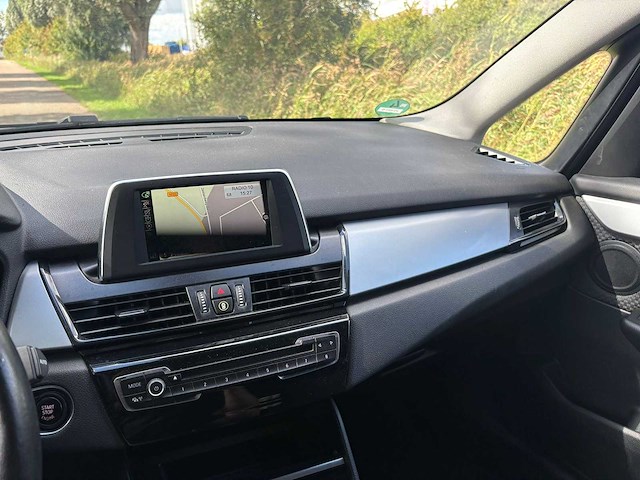 Bmw 2-serie gran tourer 218i essential 7p. &* jg-683-g - afbeelding 11 van  27