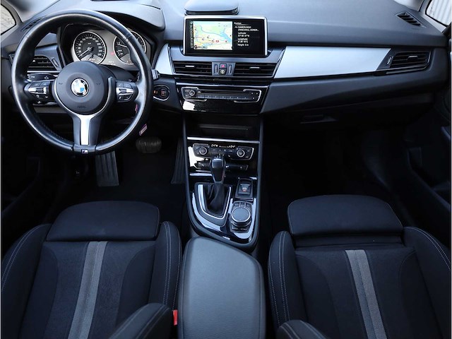 Bmw 2-serie gran tourer 220d xdrive 7-persoons automaat 2016, p-350-rp - afbeelding 6 van  30