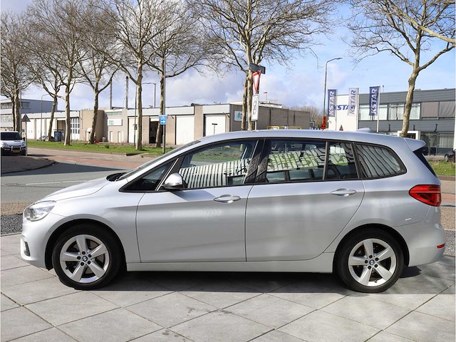 Bmw 2-serie gran tourer 220d xdrive 7-persoons automaat 2016, p-350-rp - afbeelding 12 van  30