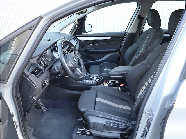 Bmw 2-serie gran tourer 220d xdrive 7-persoons automaat 2016, p-350-rp - afbeelding 3 van  30