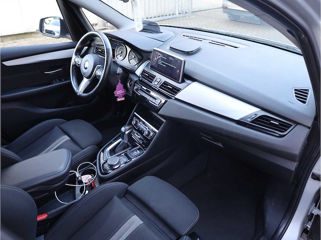 Bmw 2-serie gran tourer 220d xdrive 7-persoons automaat 2016, p-350-rp - afbeelding 5 van  30