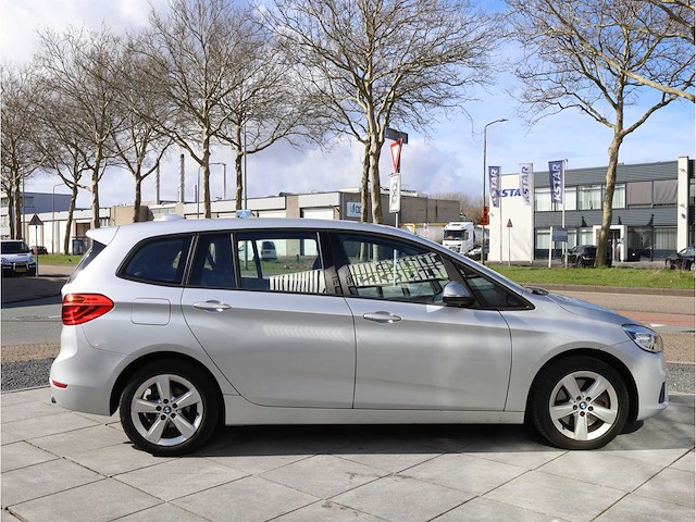 Bmw 2-serie gran tourer 220d xdrive 7-persoons automaat 2016, p-350-rp - afbeelding 27 van  30