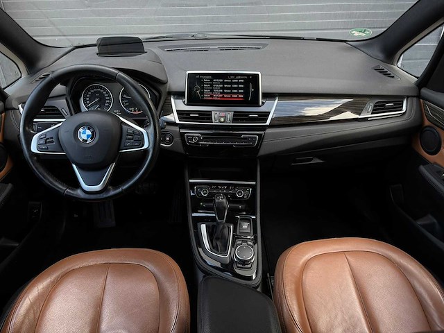 Bmw 2-serie gran tourer 220i luxury 2016 | hs-929-v iaw - afbeelding 35 van  43