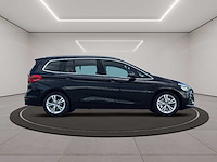 Bmw 2-serie gran tourer 220i luxury 2016 | hs-929-v iaw - afbeelding 30 van  43