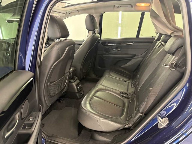 Bmw 2-serie gran tourer 220i m sport 7p * s-282-lk - afbeelding 18 van  21