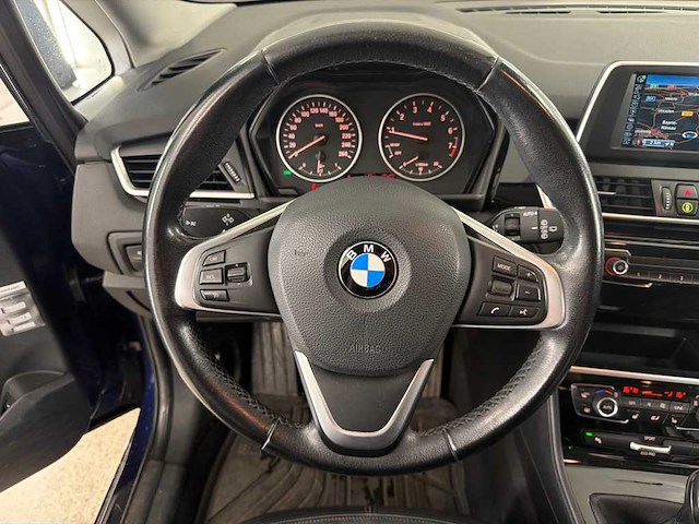 Bmw 2-serie gran tourer 220i m sport 7p * s-282-lk - afbeelding 20 van  21